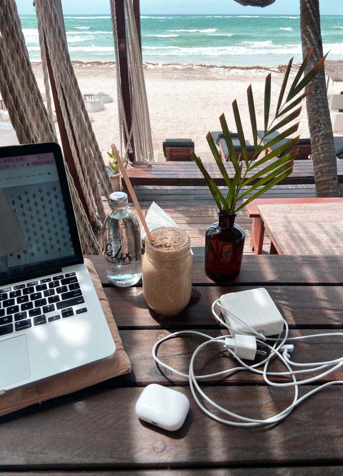 earn money from vloging